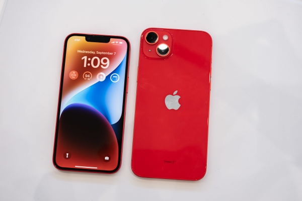 iPhone 14 Plus màu đỏ