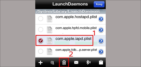 Người dùng xóa file "iapd" trên iPhone đi