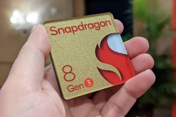 Tích hợp sức mạnh hiệu năng từ Snapdragon 8 Gen 3 for Galaxy.
