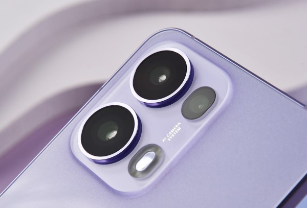 OPPO Reno13 Pro có thêm camera tele kính tiềm vọng 50 MP zoom quang học 3.5X