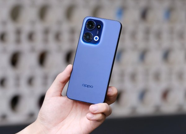 Màu Xanh Dương trên OPPO Reno13