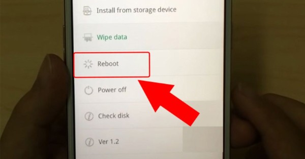 Chọn Reboot và đợi hệ thống quét và sửa lỗi ổ đĩa