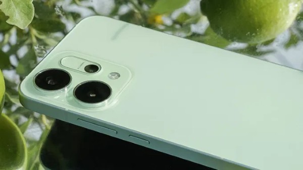Cả OPPO Reno14 và Xiaomi 14T đều hỗ trợ đầy đủ các kết nối hiện đại