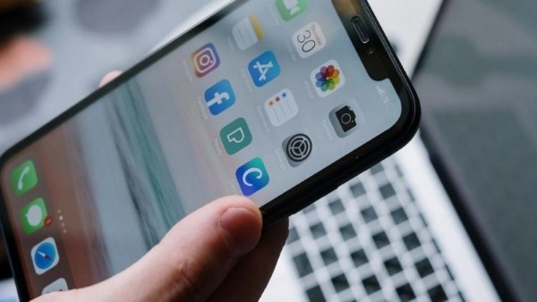 Kiểm tra và xóa các phần mềm gián điệp, ứng dụng lạ trên iPhone