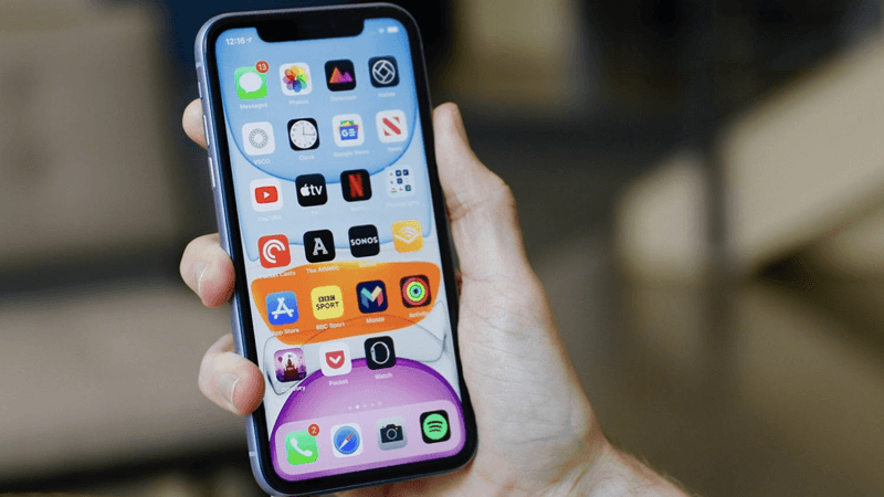 Tình trạng iPhone bị đen ở viền màn hình ảnh hưởng đến trải nghiệm