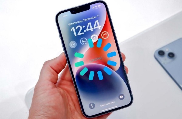 Nguyên nhân của hiện tượng iPhone bị đơ