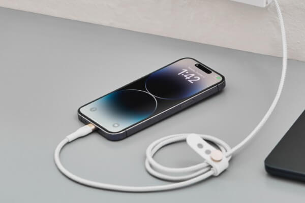 Chuyển sang dùng bộ sạc và cáp chính hãng đạt tiêu chuẩn