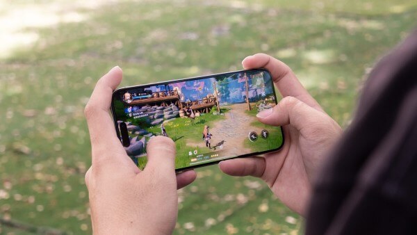 Trải nghiệm hiệu năng iPhone 15 Pro chi tiết