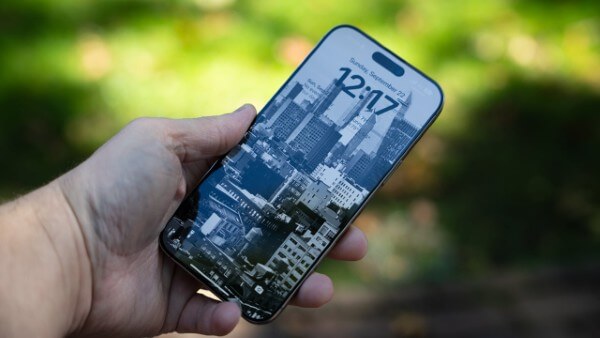 Đánh giá thiết kế và màn hình iPhone 16 mang lại trải nghiệm mượt 