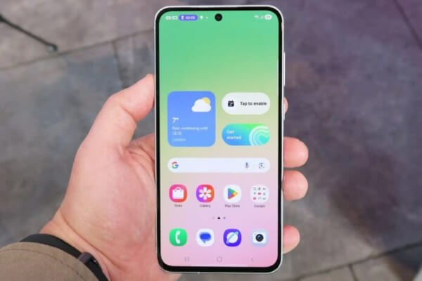 So sánh dung lượng pin và công nghệ sạc Samsung Galaxy A55 và Galaxy A56