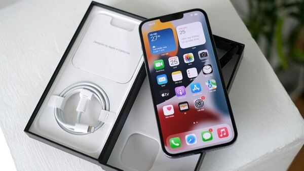iPhone chính hãng tại Việt Nam với mã vùng VN/A