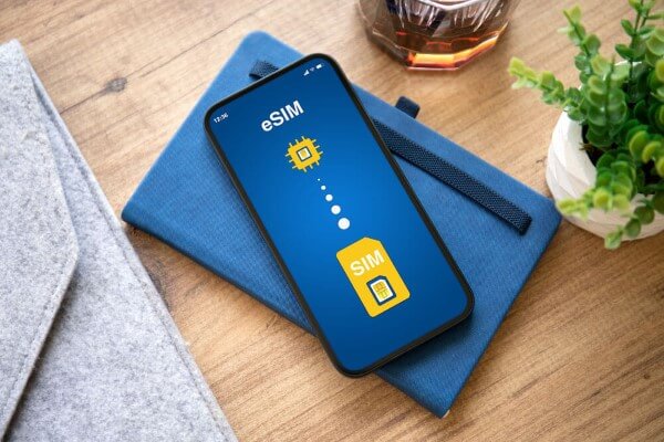 Người dùng muốn chuyển từ SIM vật lý sang eSIM